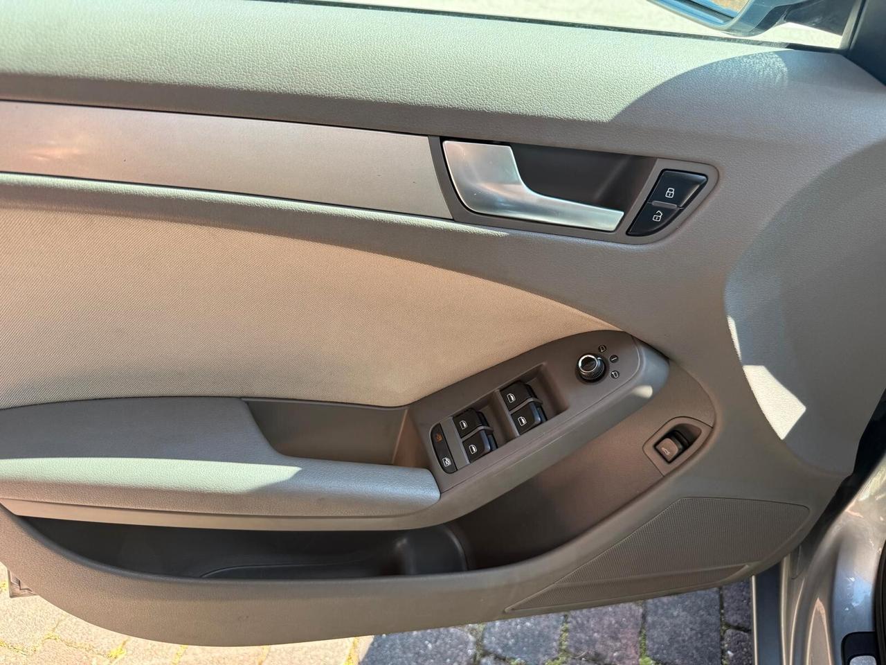 Audi A4 1.8 TFSI 120 CV Ambiente