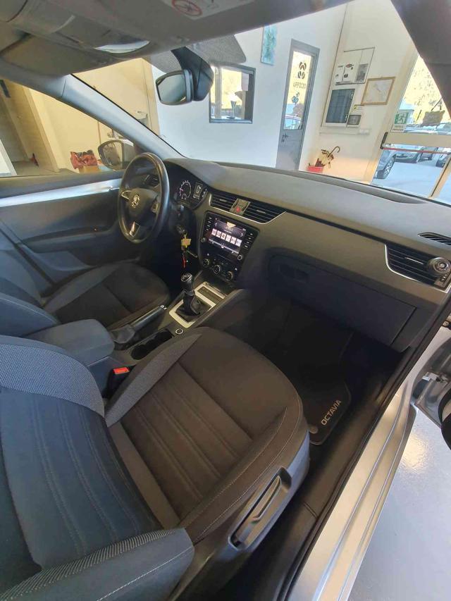 SKODA Octavia 1.6 TDI CR 115 CV Wagon Executive