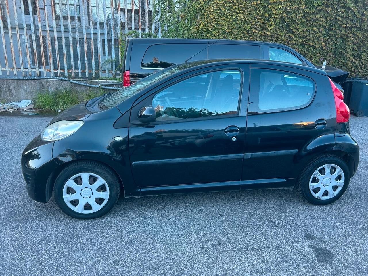 Peugeot 107 1.0 68CV 5p. Active