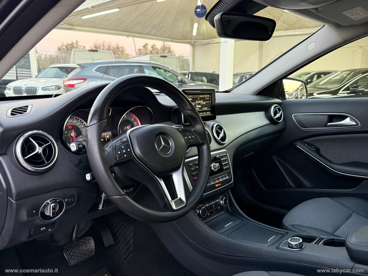 MERCEDES-BENZ GLA 200 CDI Automatic 4Matic Sport