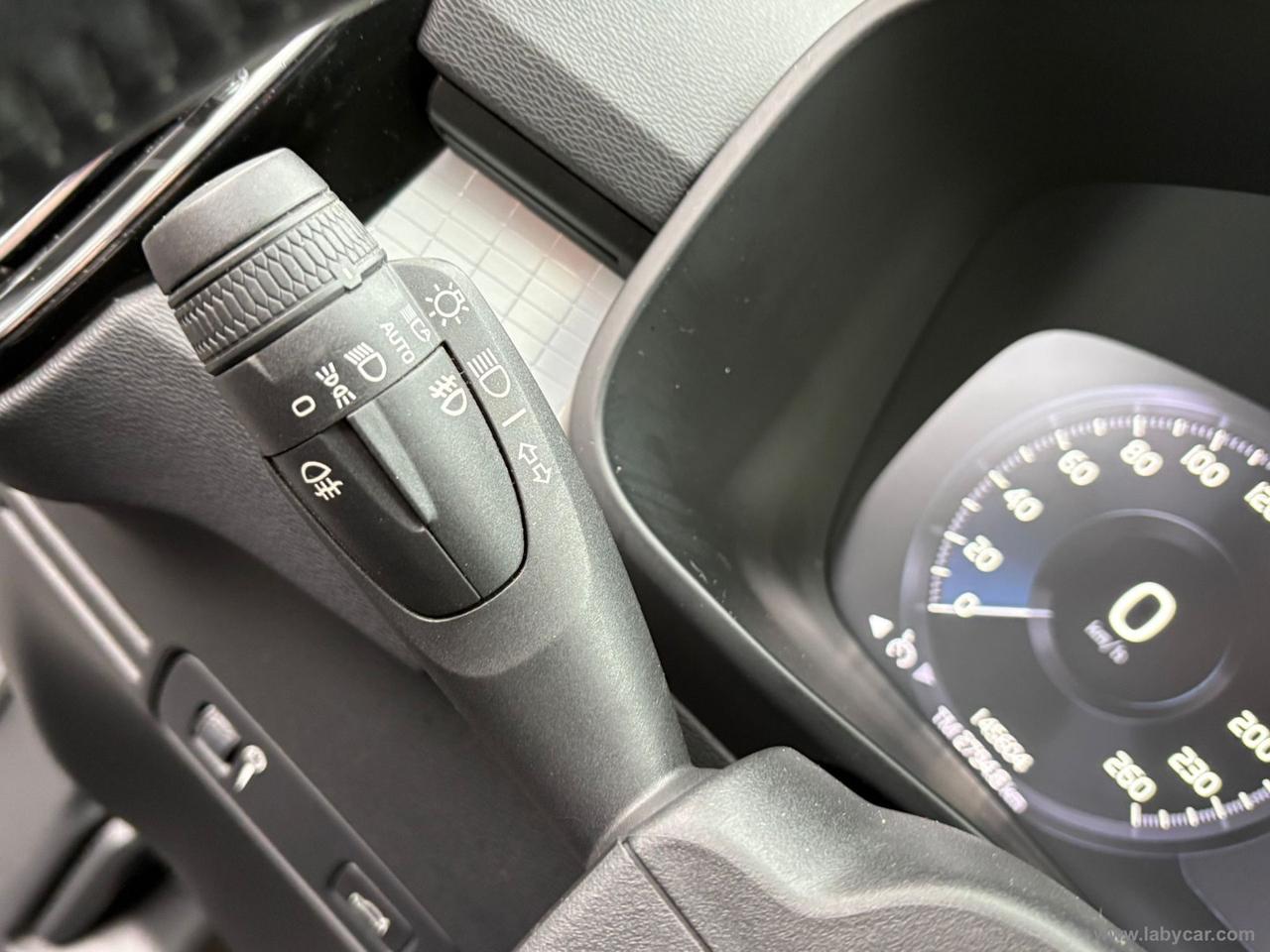 VOLVO XC40 D3 Geartronic Momentum