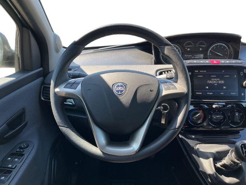 Lancia Ypsilon III 2015 1.0 firefly hybrid Silver s&s 70cv