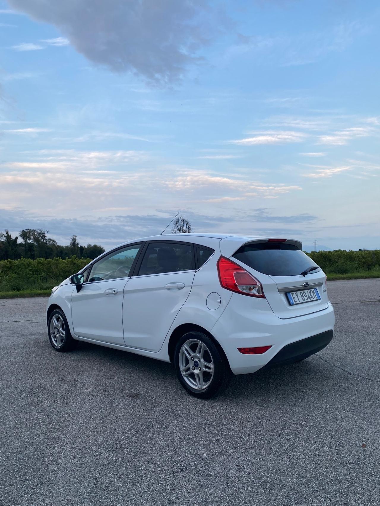 Ford Fiesta 1.2 60CV 5 porte