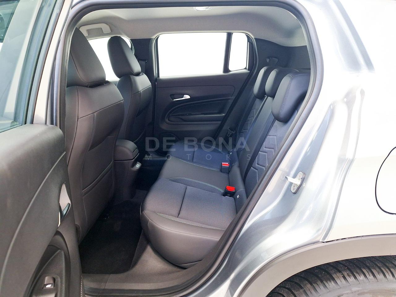 Jeep Avenger 1.2 turbo e-hybrid mhev altitude fwd 110cv edct6