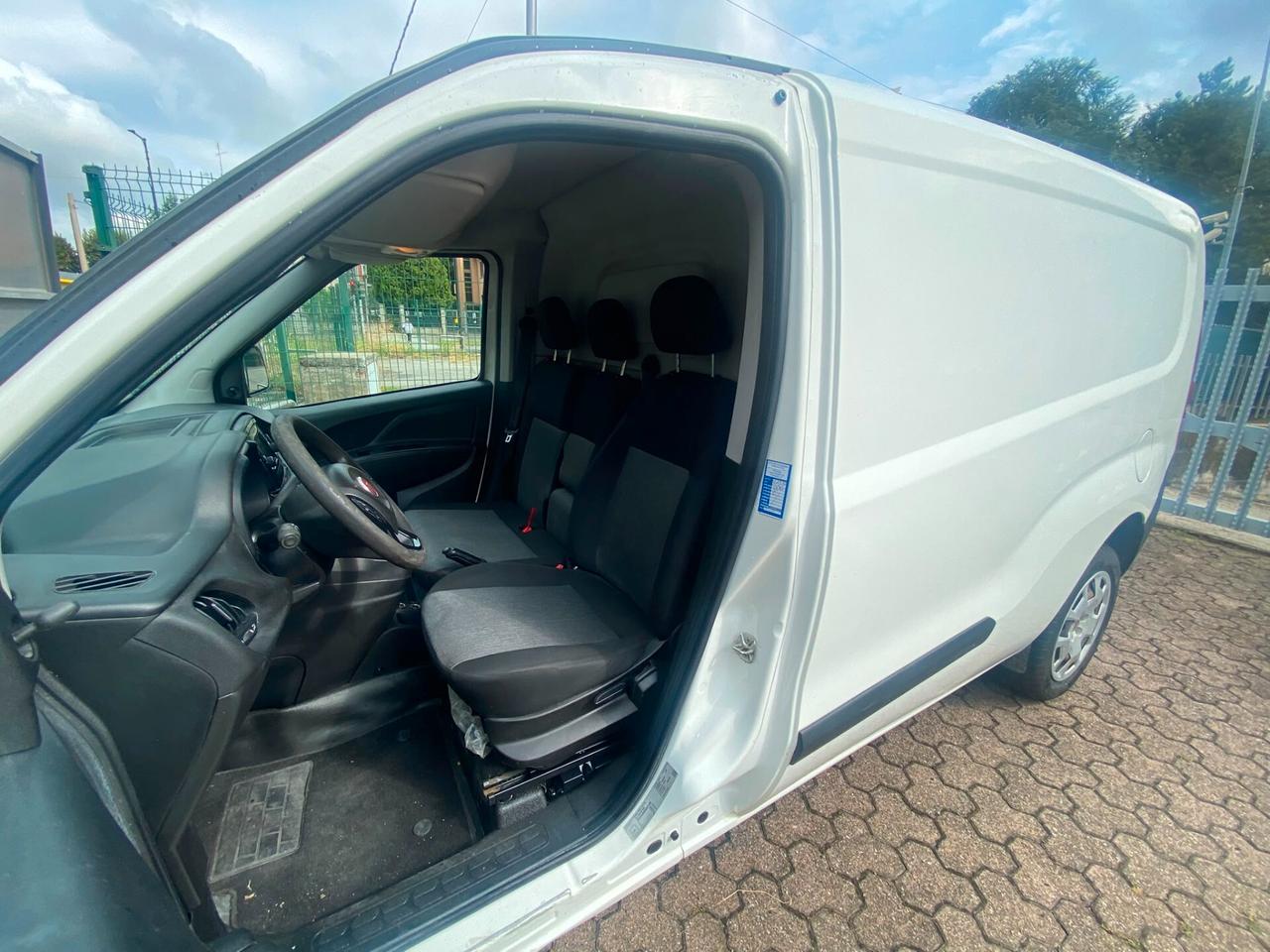 Fiat Doblo Doblò 1.6 MJT 105CV S&S PC-TN Cargo Easy - 2021