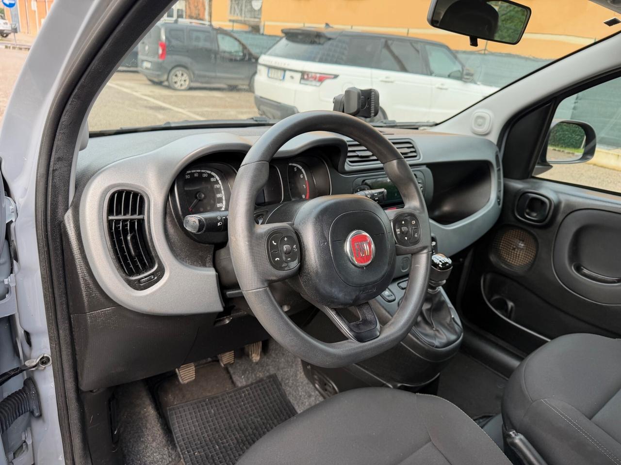 Fiat Panda 1.0 hybrid - NEOPATENTATI - 12 MESI DI GARANZIA -
