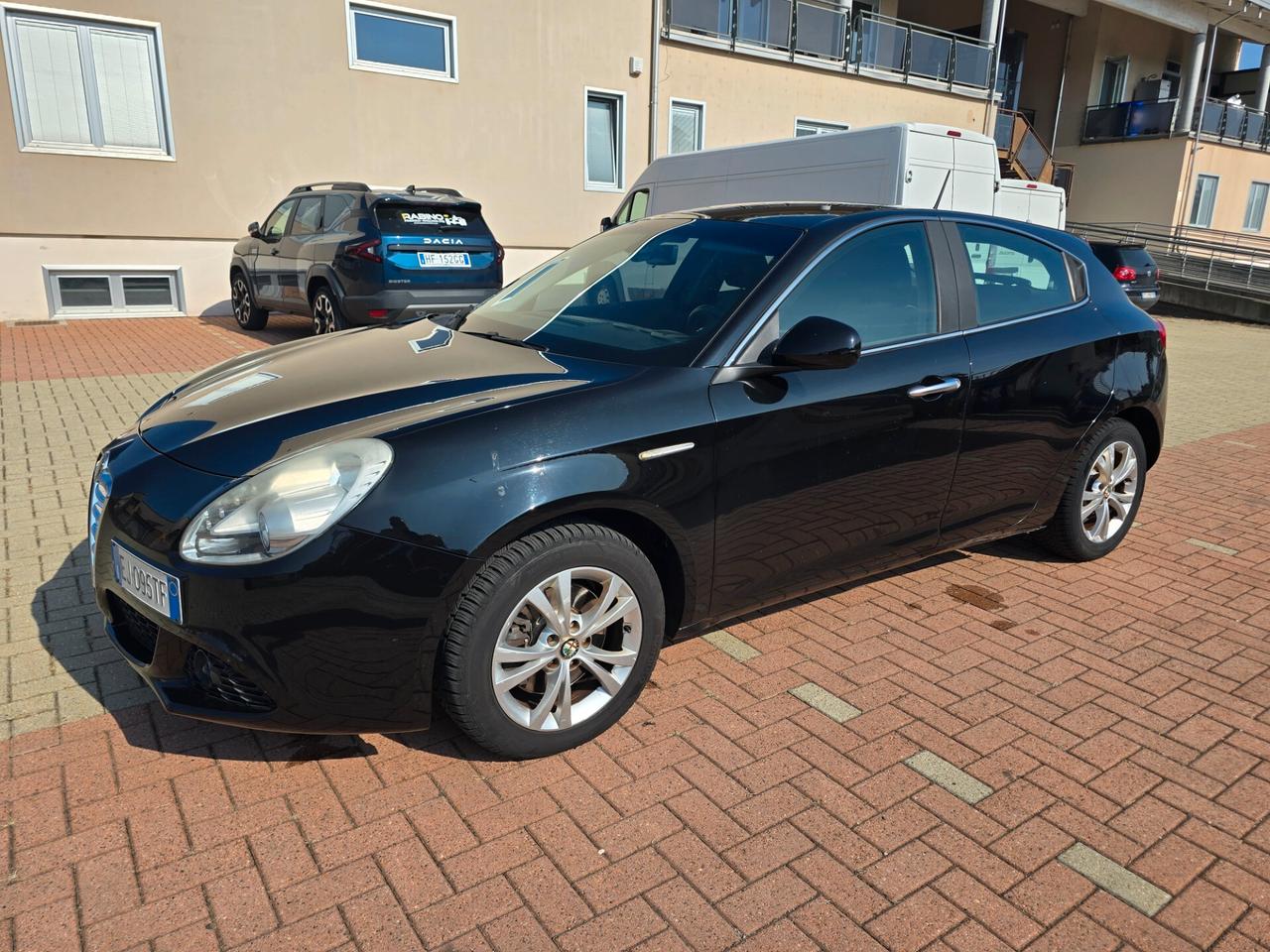 Alfa Romeo Giulietta 2.0 JTDm-2 140 CV Distinctive