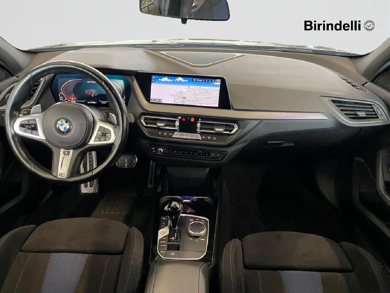 BMW Serie 1 (F40) - M 135i xDrive