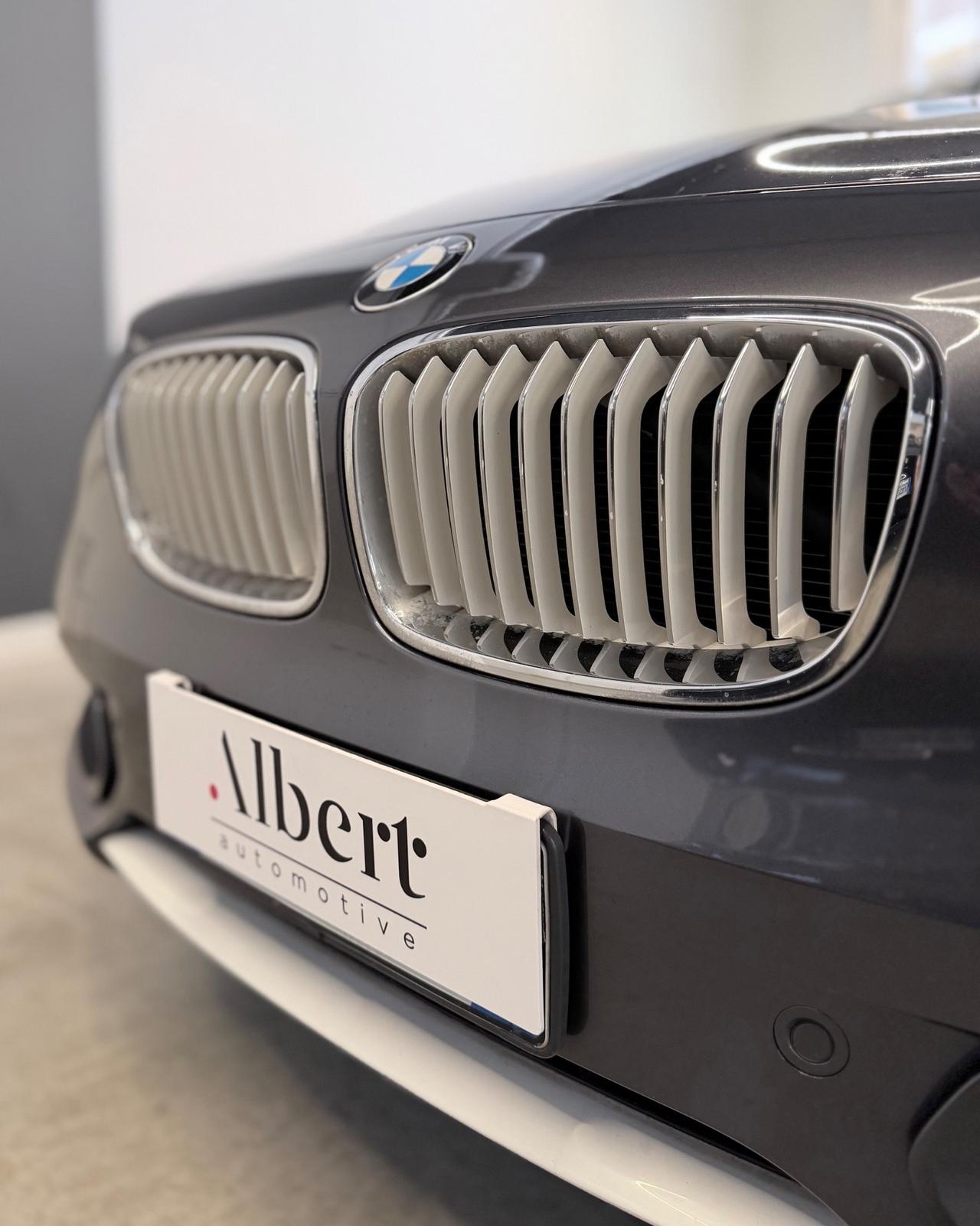 Bmw 118 118d 5p. Urban