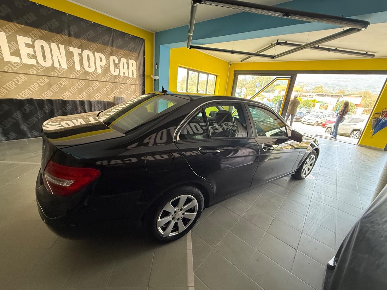 Mercedes-benz C 220 CDI BlueEFFICIENCY Avantgarde