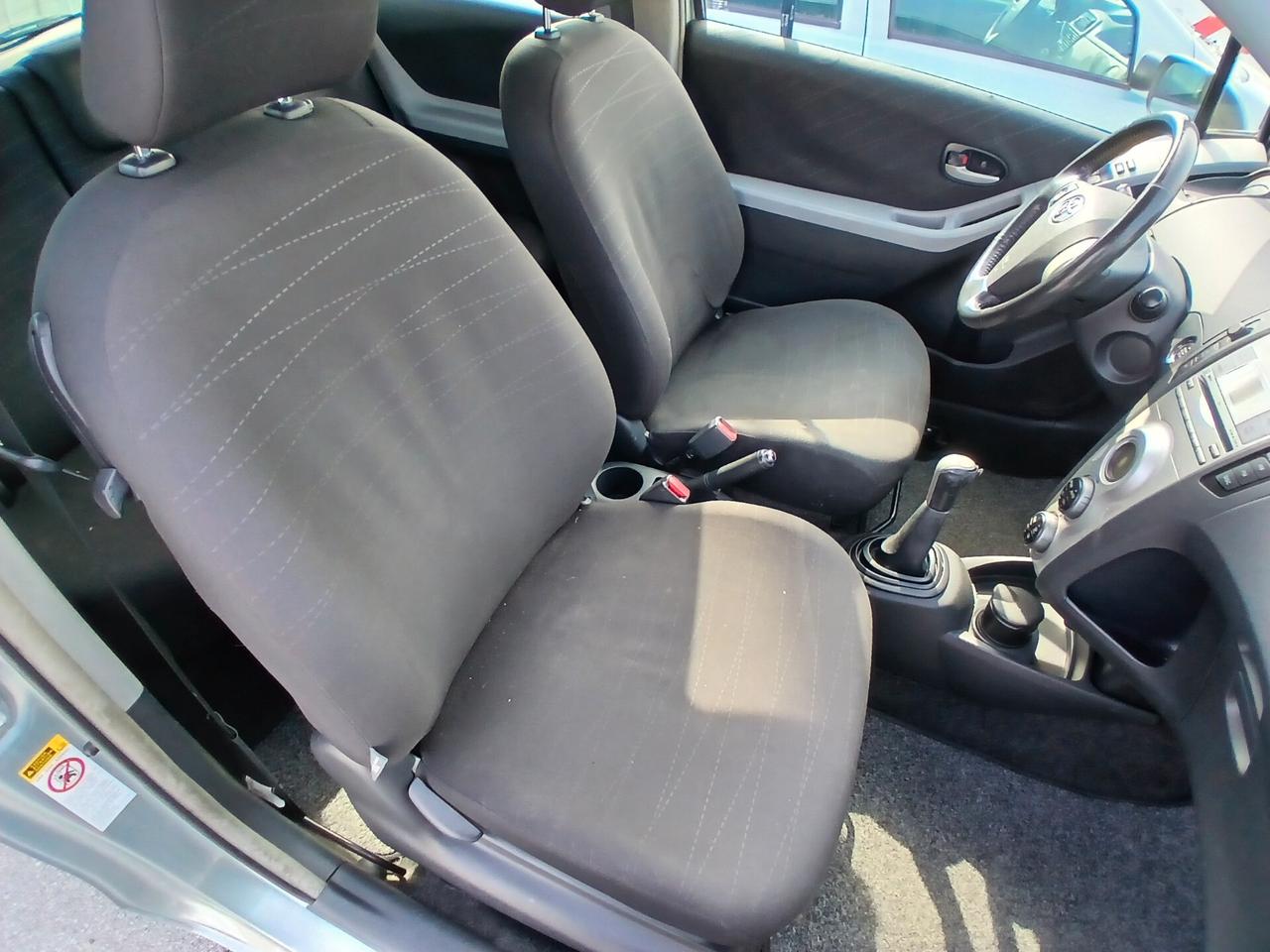 Toyota Yaris BENZINA 1.0 3 PORTE