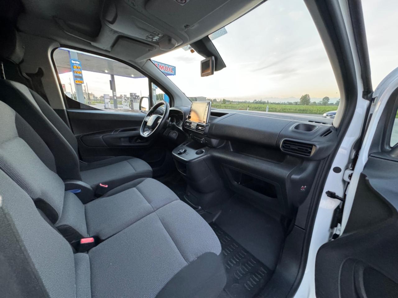 Citroen Berlingo BlueHDi 130 Stop&Start EAT8 Combi M Feel