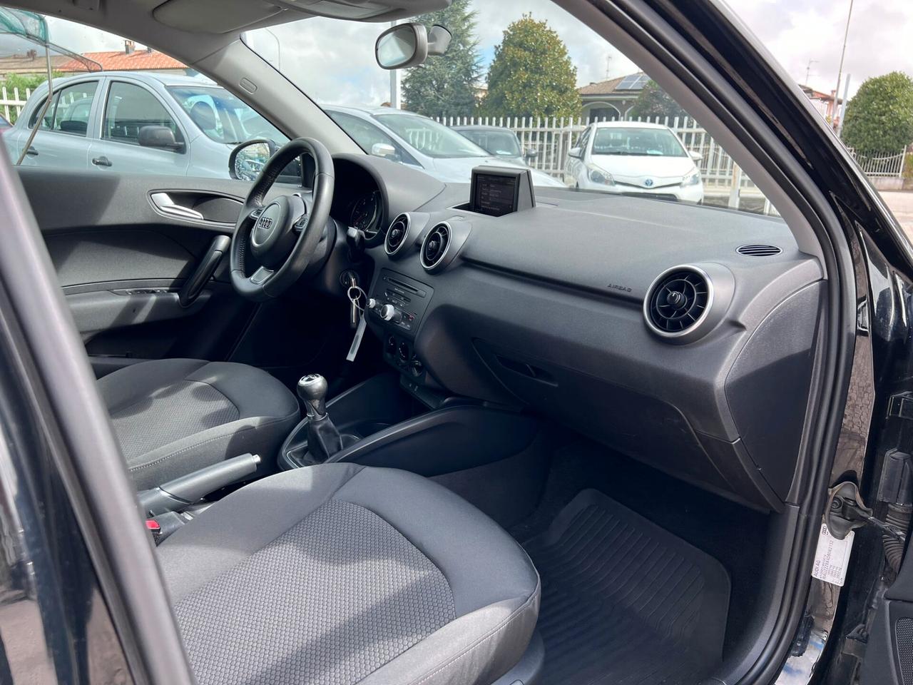 Audi A1 SPB 1.6 TDI Attraction