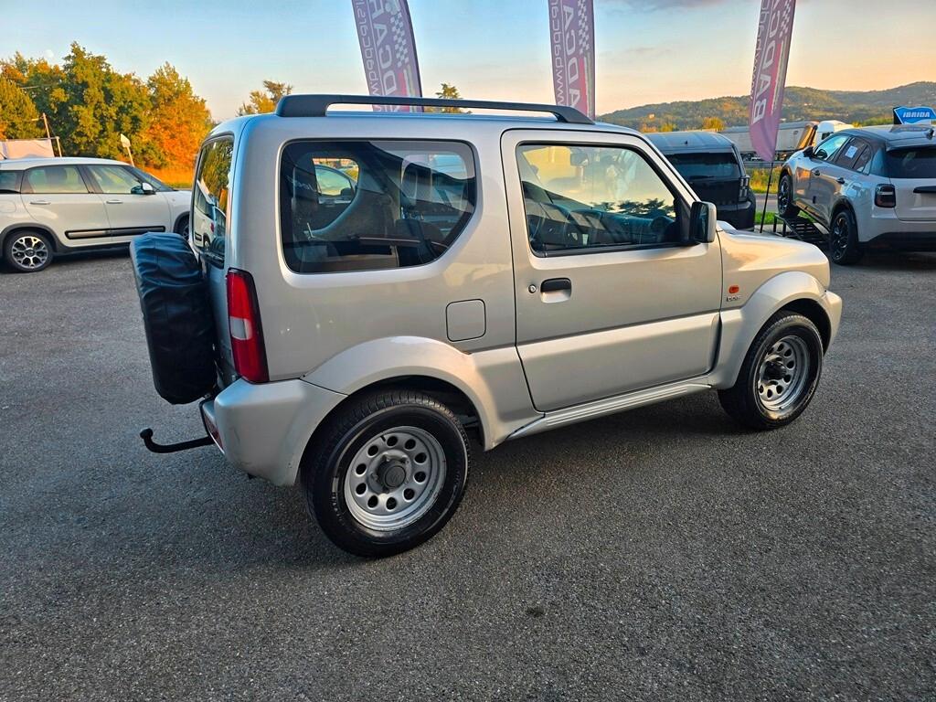 Suzuki Jimny 1.5 DDiS cat 4WD JLX