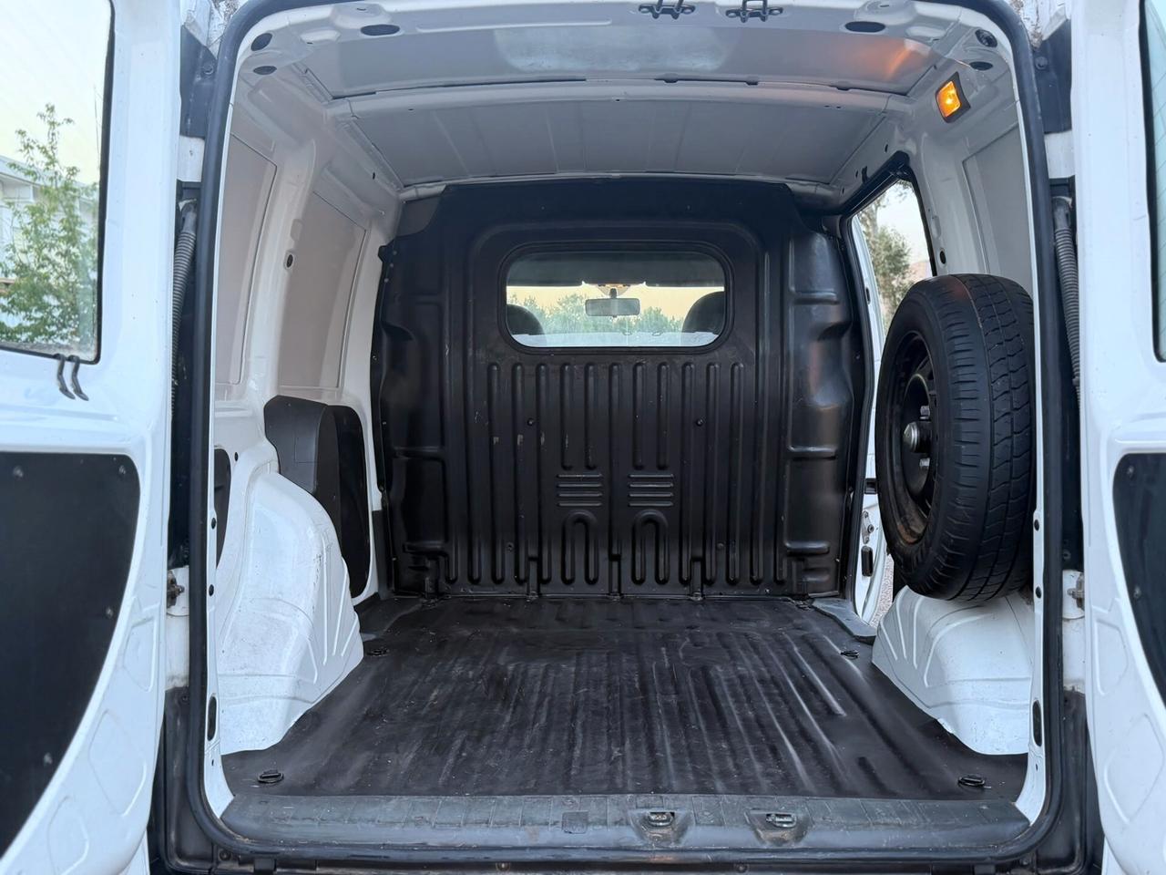 FIAT DOBLO 1.6 BENZINA METANO CON CLIMA