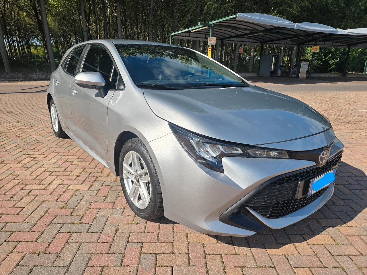 Toyota Corolla 1.8 Hybrid Business