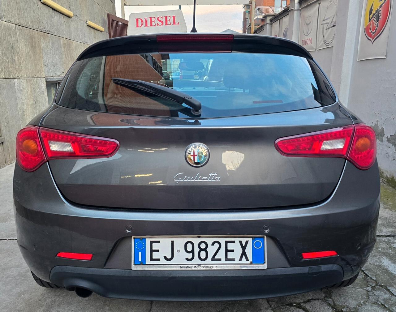 Alfa Romeo Giulietta 1.6 JTDm-2 105 CV Distinctive