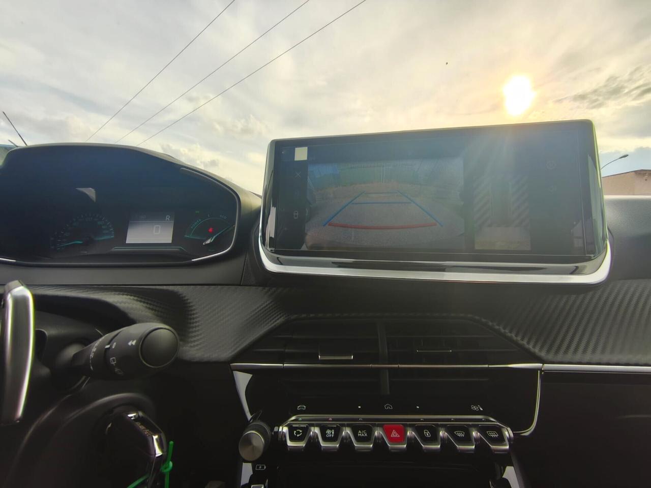 Peugeot 208 Hybrid 100 e-DCS6 BUSINESS