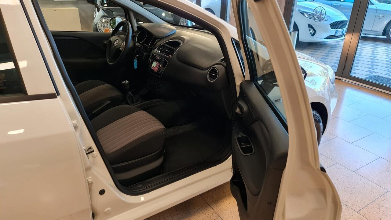 Fiat Punto 1.3 MJT II S&S 95 CV 5 porte Street