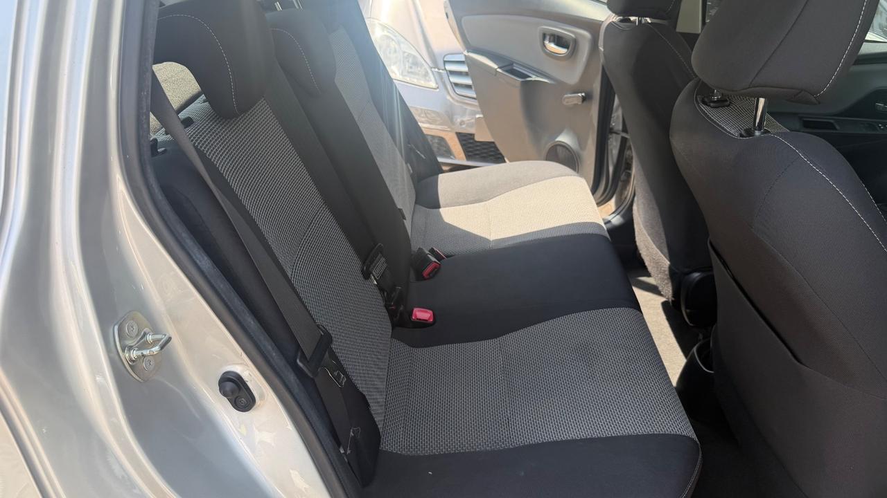 Toyota Yaris 1.5 Hybrid 5 porte Cool