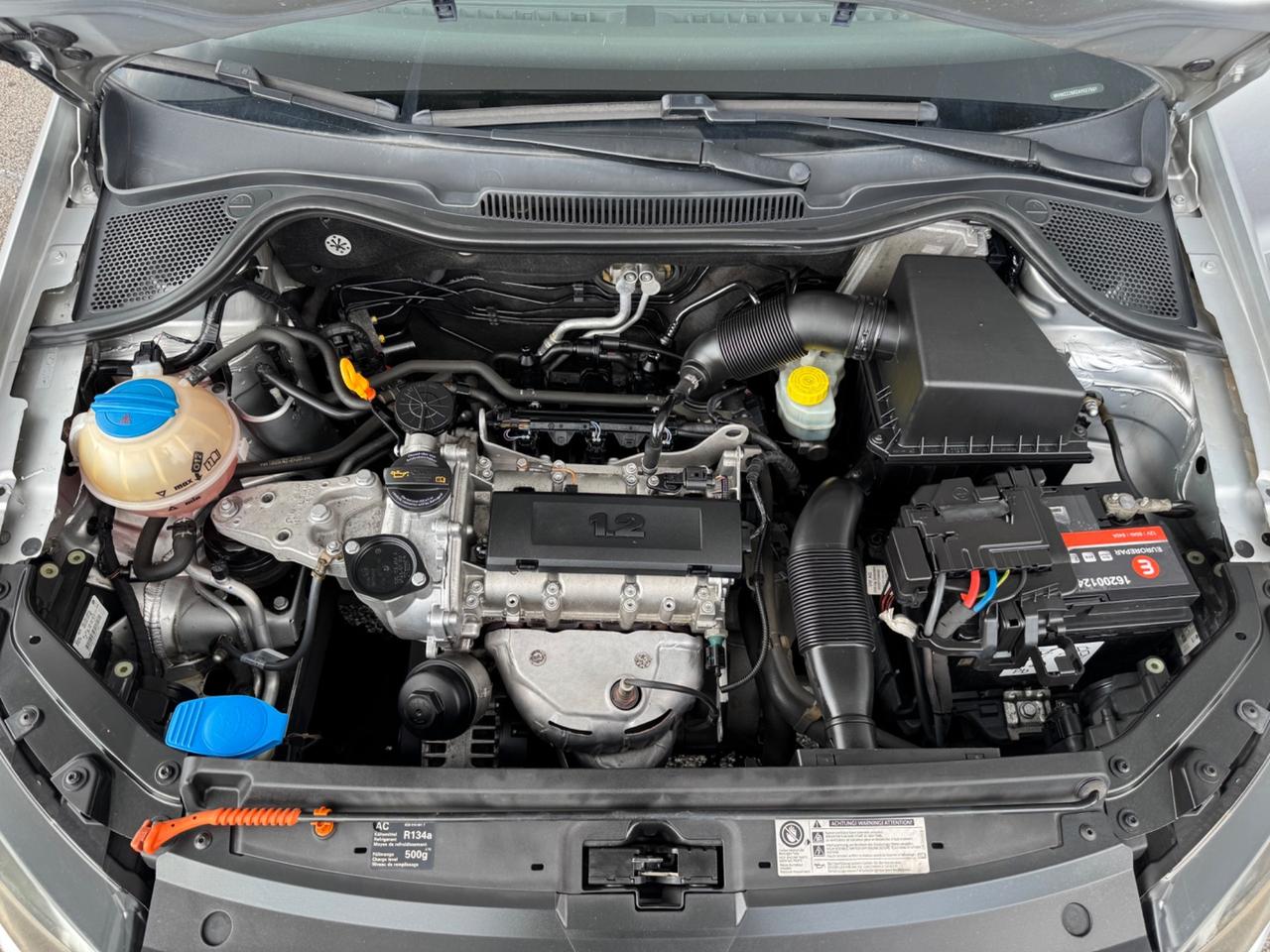 Volkswagen Polo 1.2 catena nuova idonea ai neopatentati