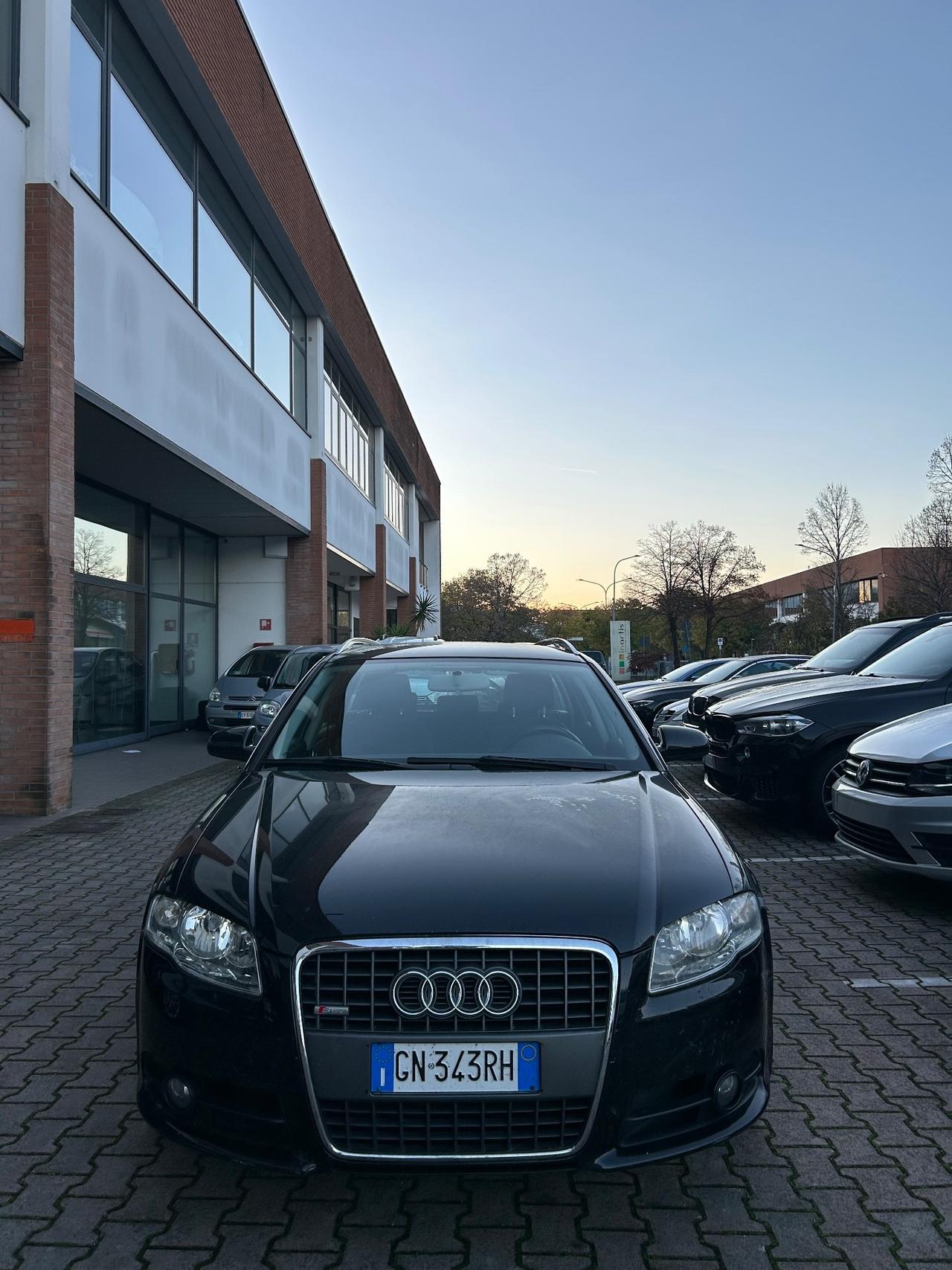 Audi A4 2.0 TDI F.AP. Avant quattro Top plus