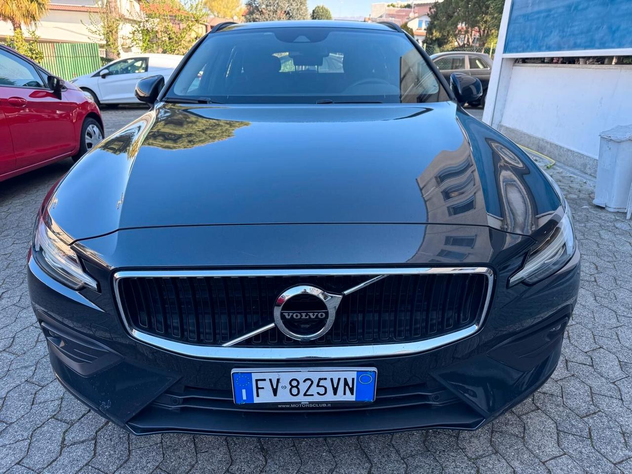 Volvo V60 D3 Business Plus*EURO6*NAVI*CERCHI