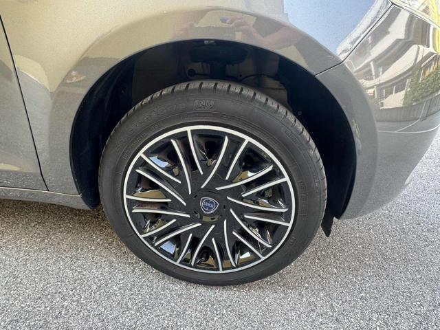 LANCIA Ypsilon 1.2 69 CV 5 porte GPL Ecochic Elefantino Blu