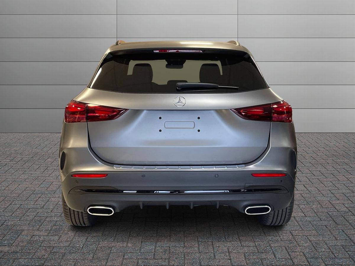 Mercedes-Benz GLA 200 d Automatic 4MATIC