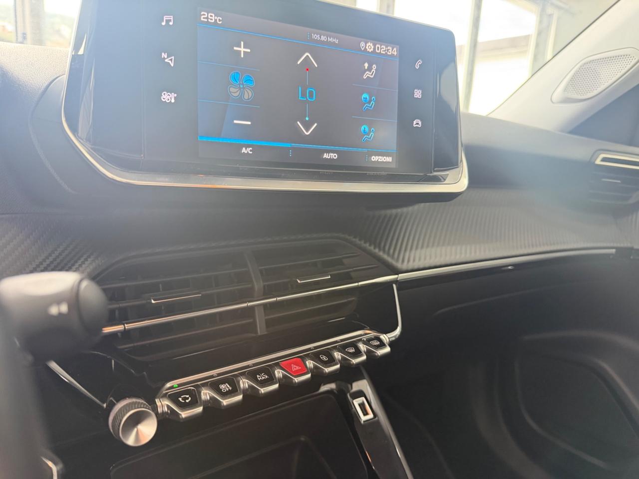 Peugeot 2008 PureTech 100 S&S Allure