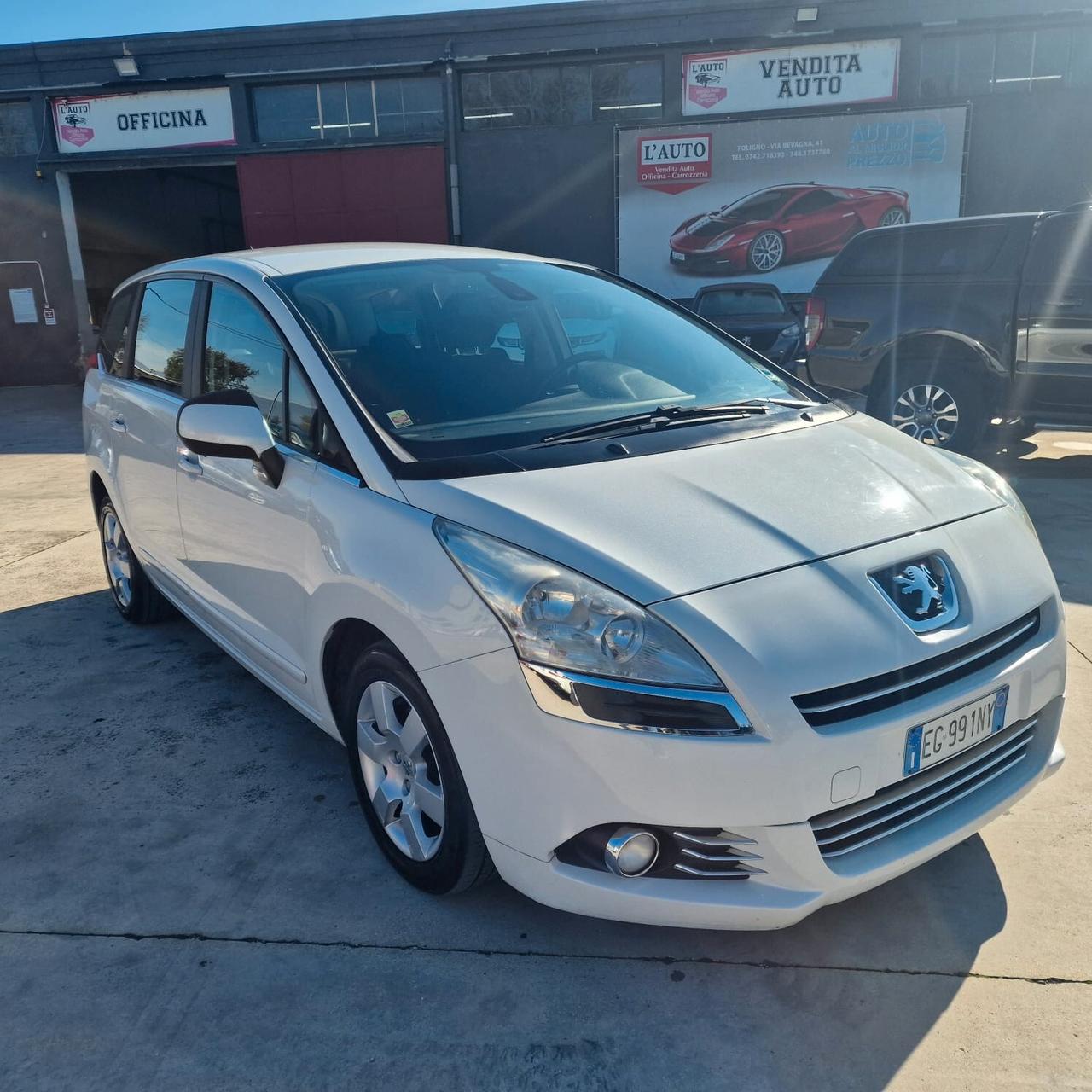 Peugeot 5008 2.0 HDi 163CV aut. Féline UNICO PROPRIETARIO PERFETTA SU STRADA