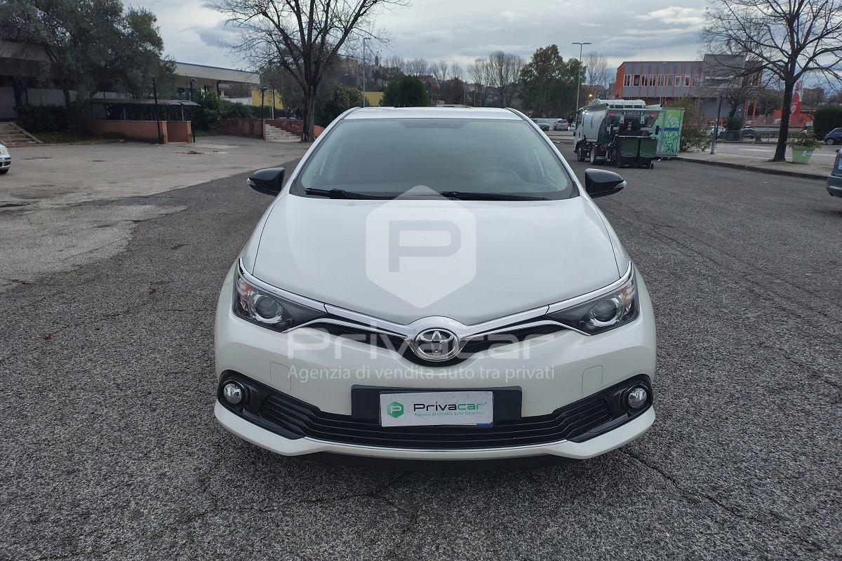 TOYOTA Auris 1.6 D-4D Lounge