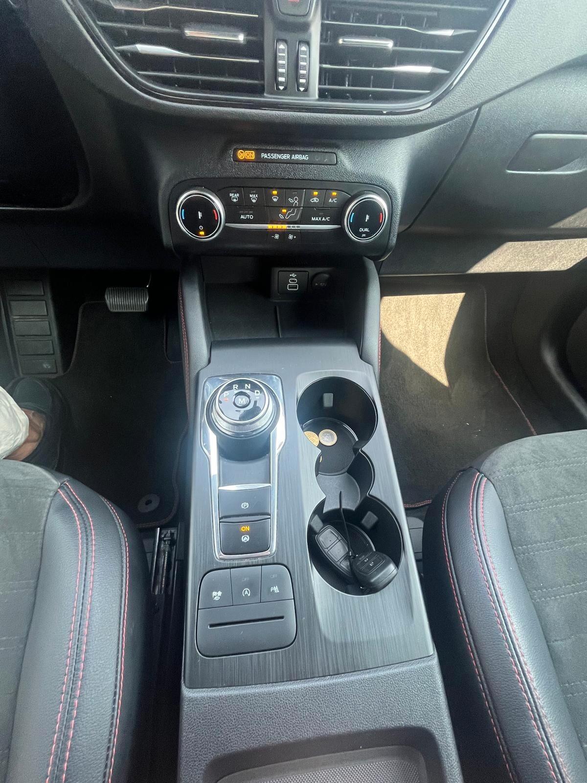 Ford Kuga 2.0 EcoBlue 120 CV aut. 2WD ST-L.Design