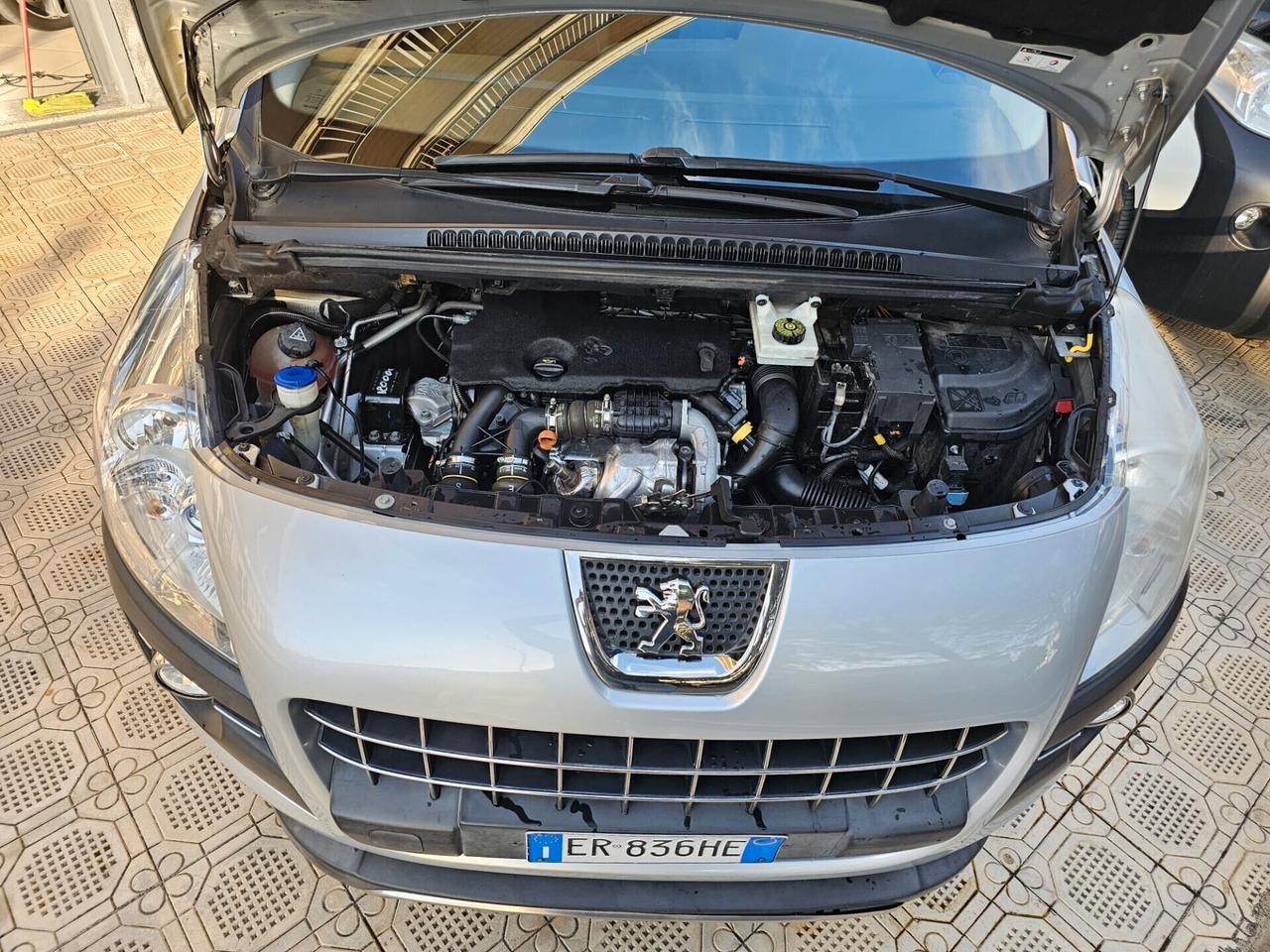 Peugeot 3008 1.6 HDi 115CV Active