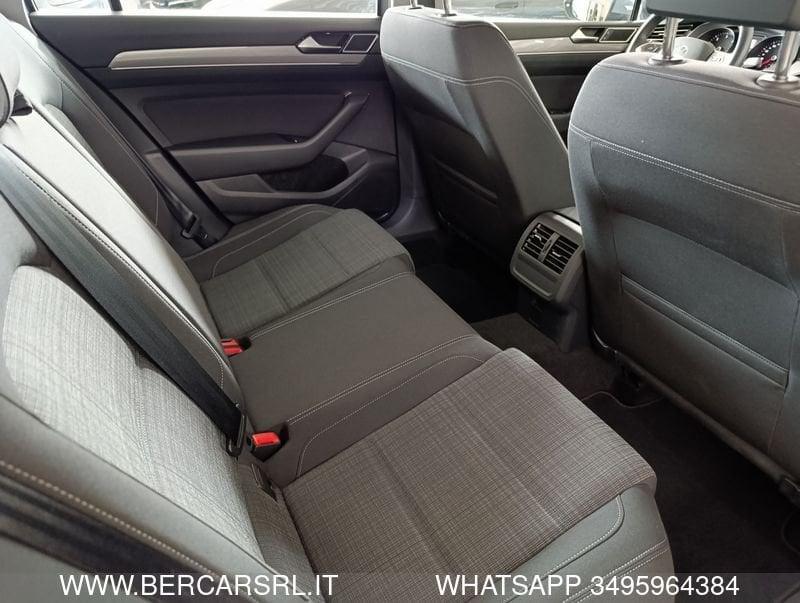Volkswagen Passat Passat Variant 2.0 TDI SCR EVO DSG Business