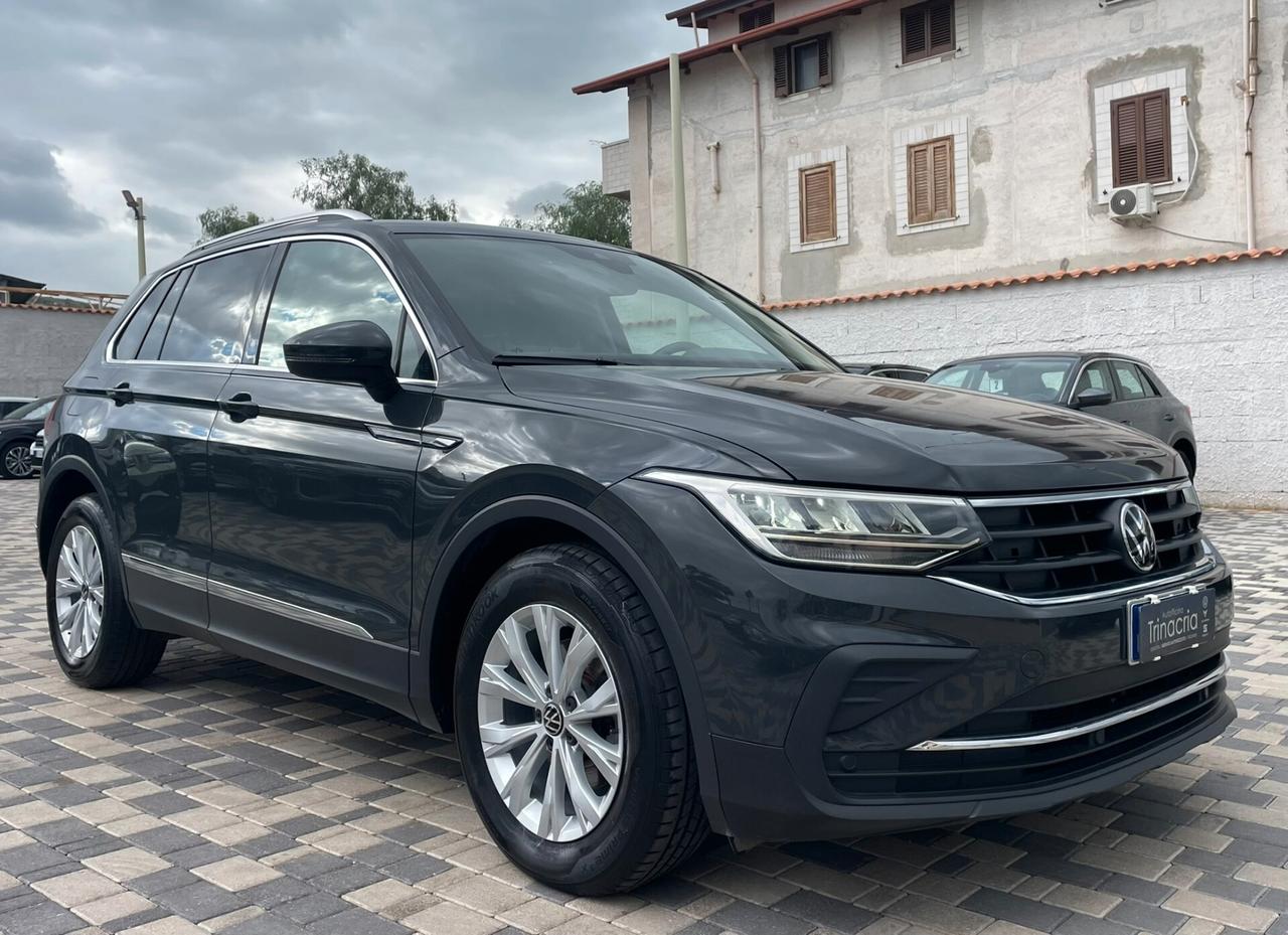 Volkswagen Tiguan Life 2.0 TDI 150CV DSG