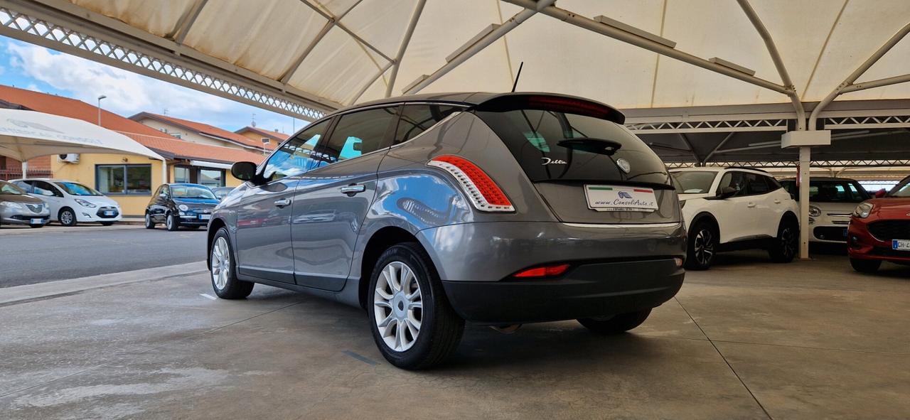 Lancia Delta 1.6 Mjt 120cv PLATINO