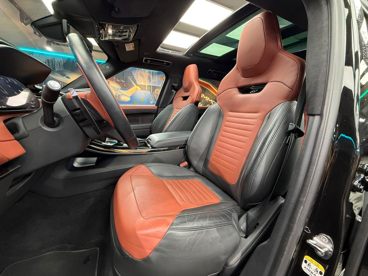 Land Rover Range Sport 4.4 V8 635 CV SV Edition One (091)