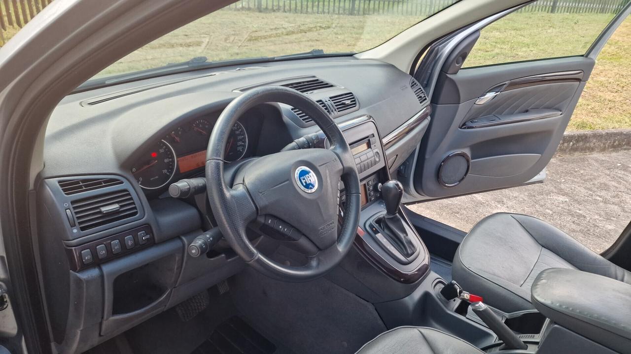 Fiat Croma 1.9 Multijet aut. Must "152.000 KM"