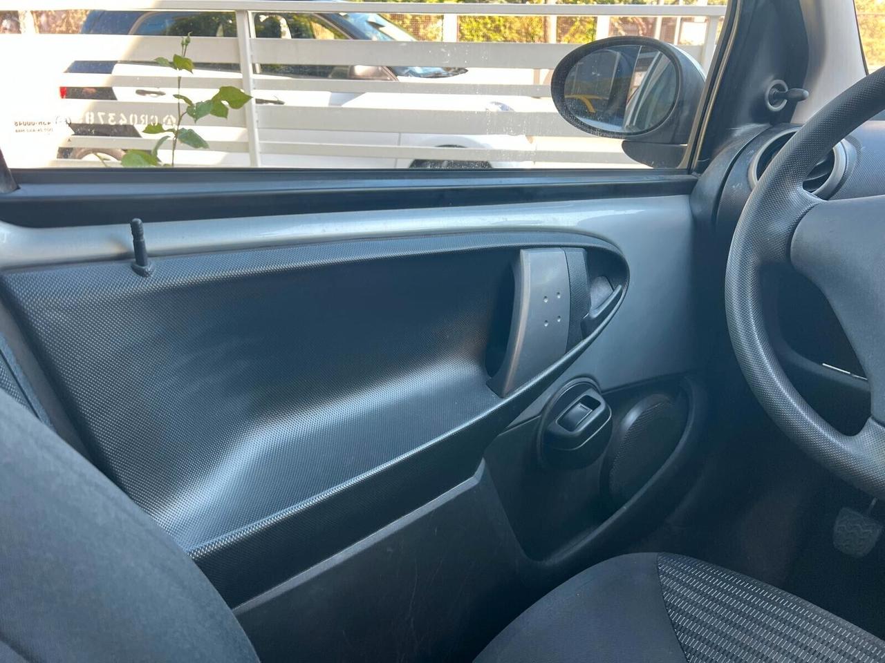 PEUGEOT 107 1.0 68cv 5p ACTIVE NEOPATENTATI