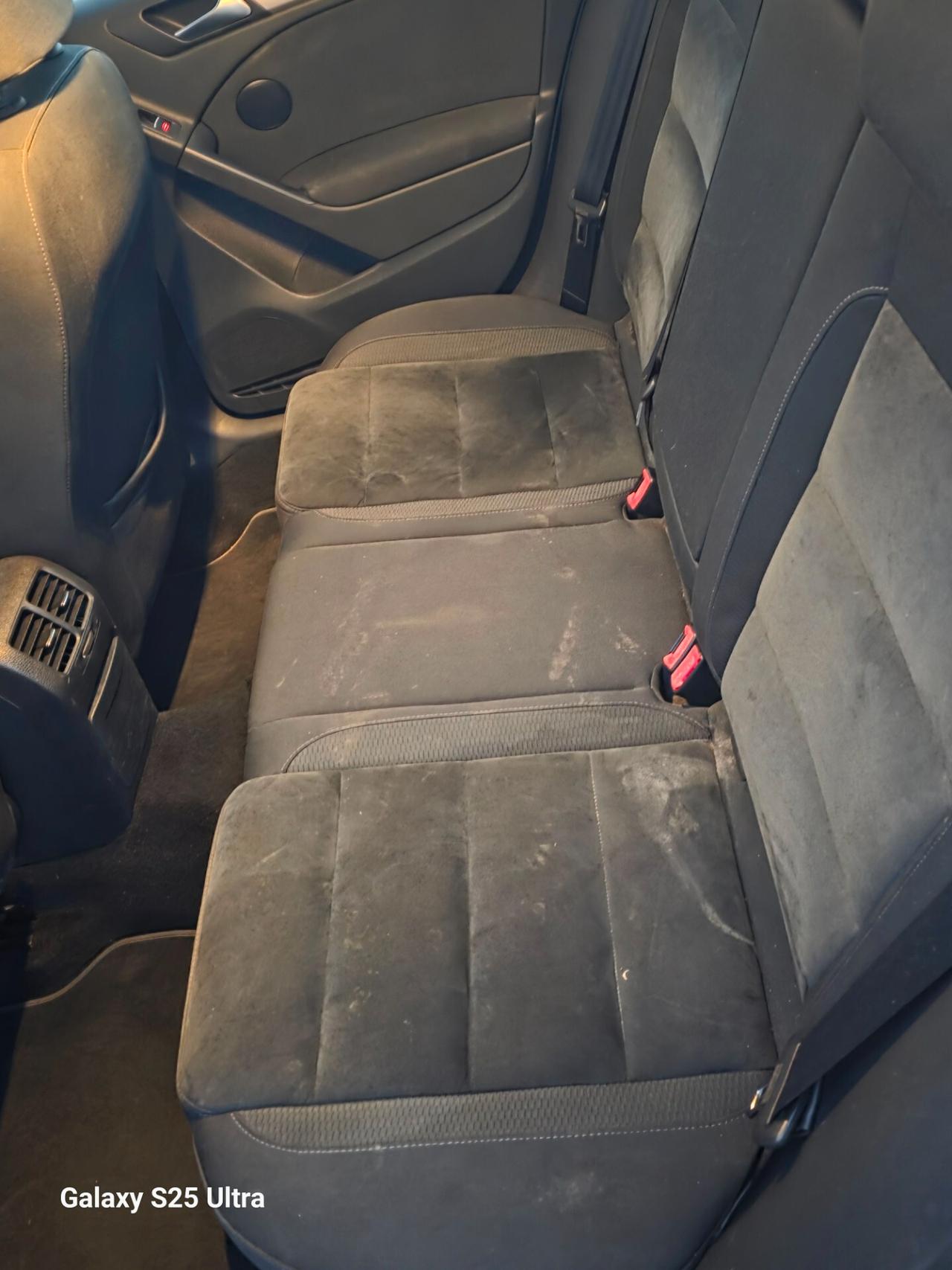 Volkswagen Golf 1.6 TDI DPF 5p. Highline