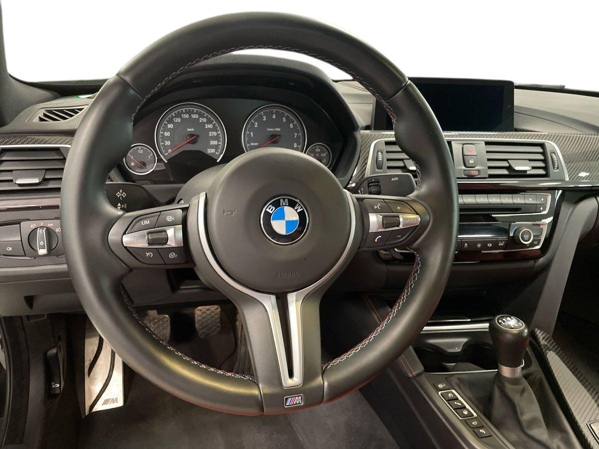 BMW M4 F82 2017 Coupe - M4 Coupe 3.0 450cv
