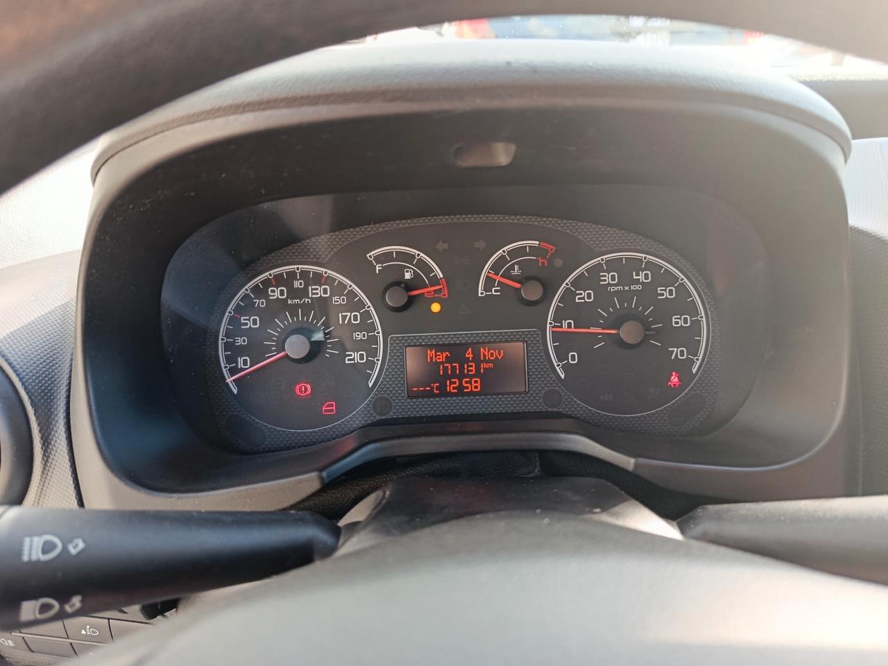 Fiat Qubo 1.3 MJT 75 CV Trekking