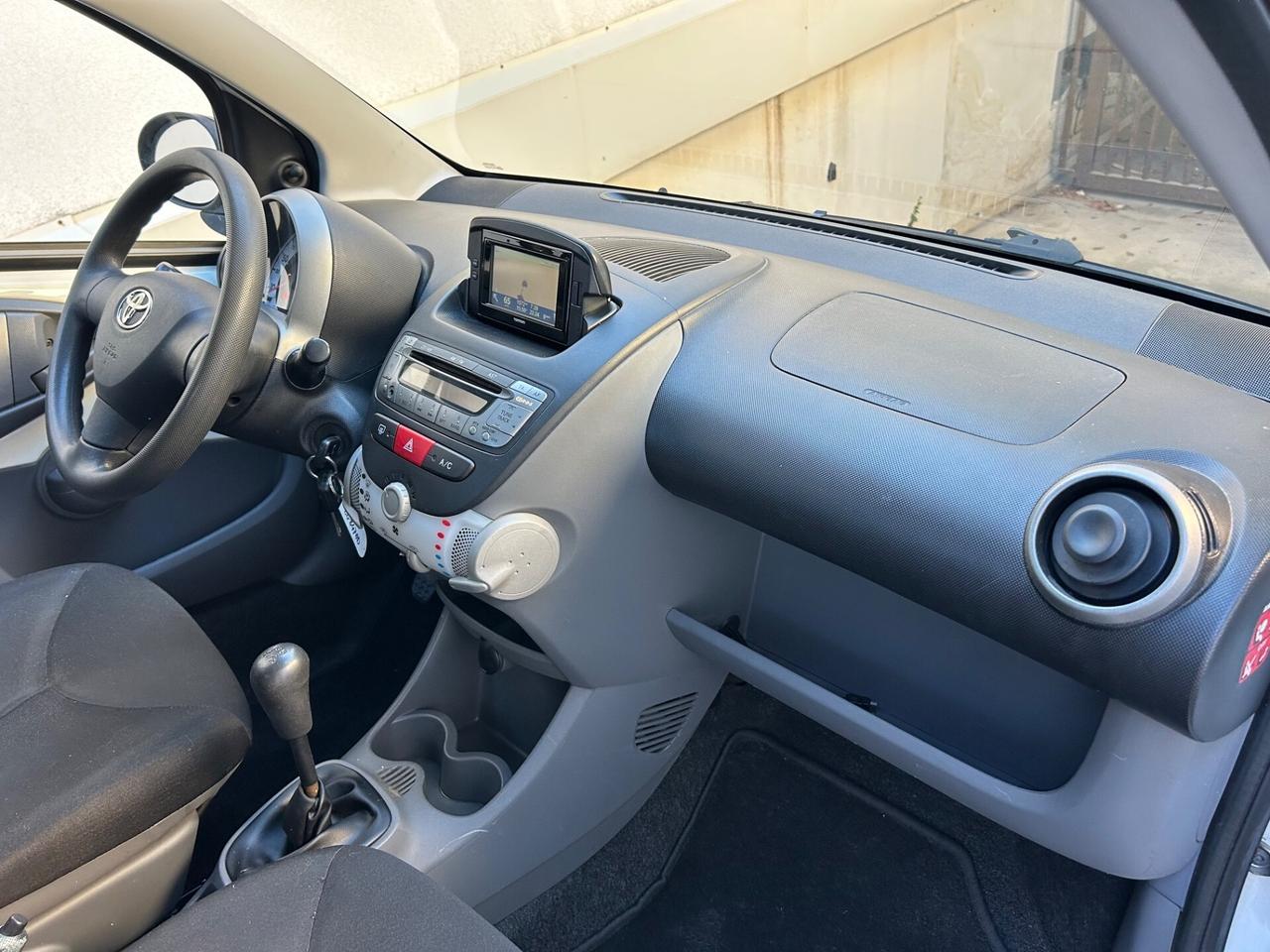 Toyota Aygo 1.0 benz ideale per neopatentati