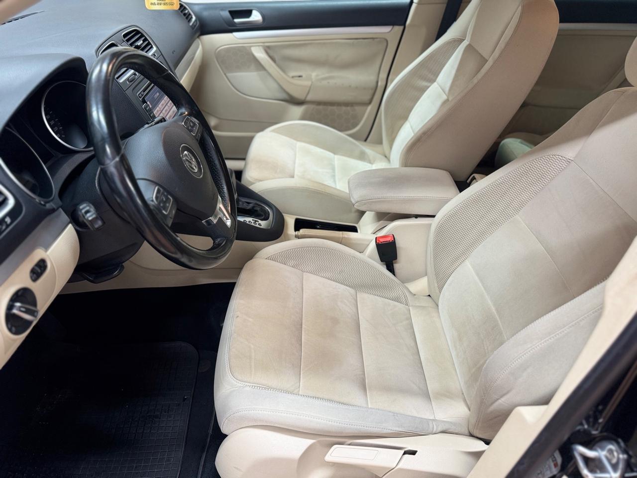 Volkswagen Golf Variant 1.6 TDI DPF Highline