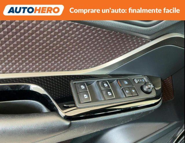 TOYOTA C-HR 1.8 Hybrid E-CVT Lounge