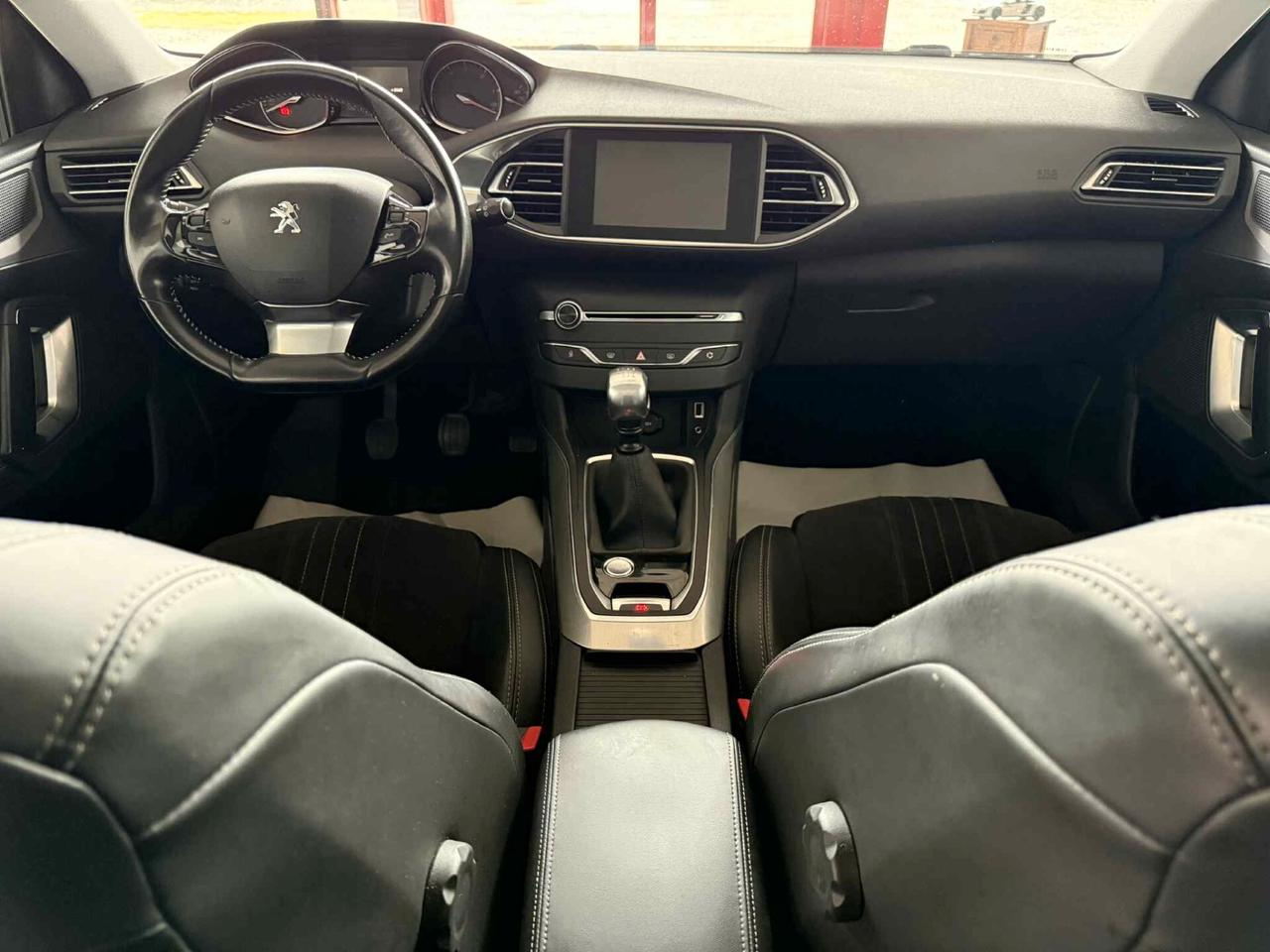 Peugeot 308 BlueHDi 150 S&S SW Allure