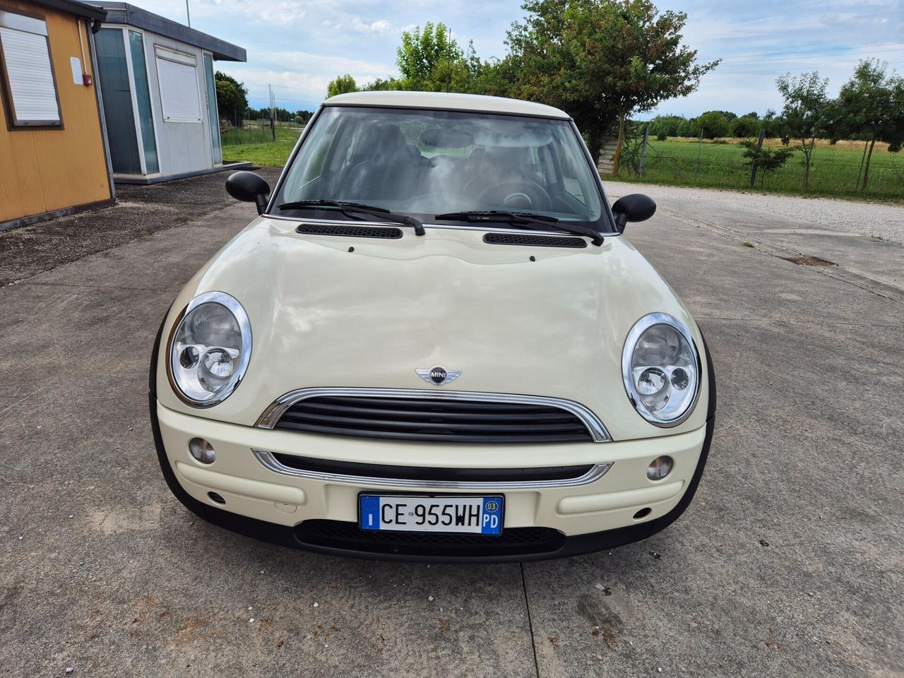 Mini 1.6 16V One neopatentati