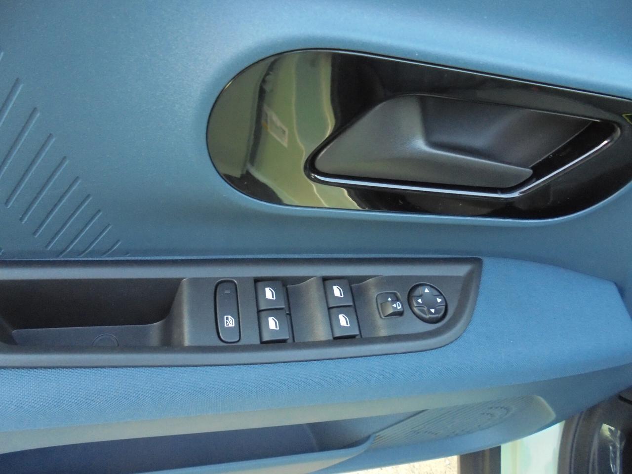 Fiat Grande Panda 1.2 Hybrid 110 CV S&S La Prima