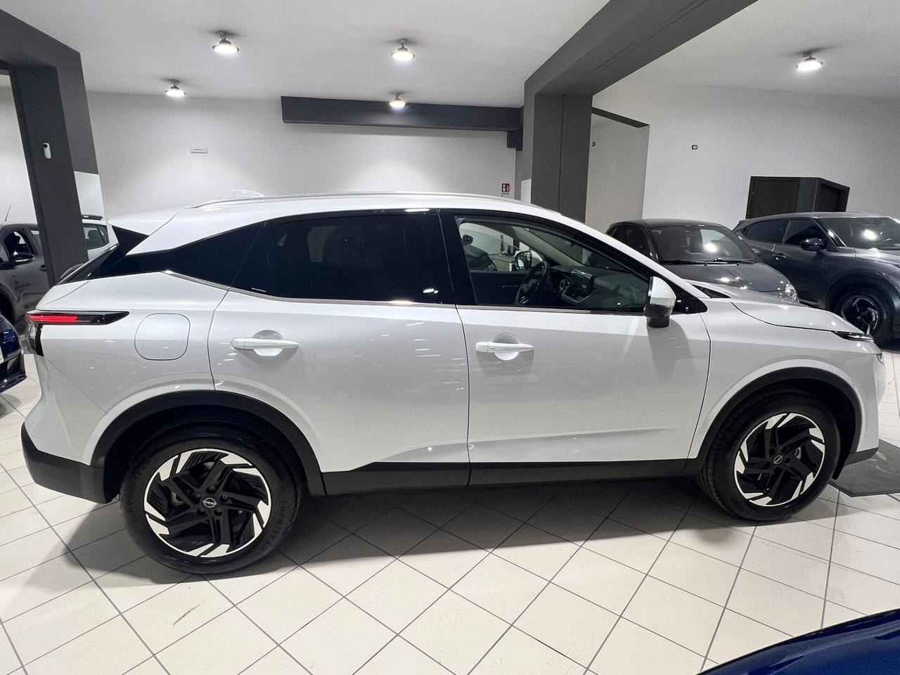 Nissan Qashqai MHEV 140 CV N-Connecta NUOVA/KM0